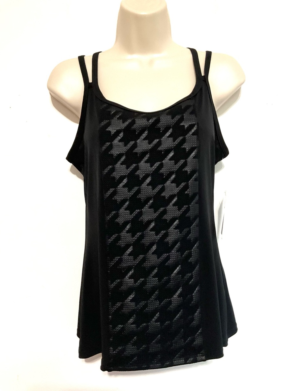 Women’s Kokoon black cami. Size medium.